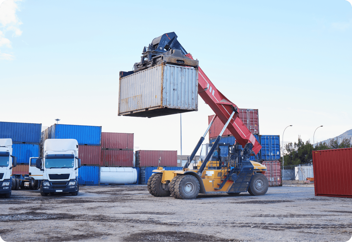 Read on to learn how to choose the best freight management system for your logistics business!