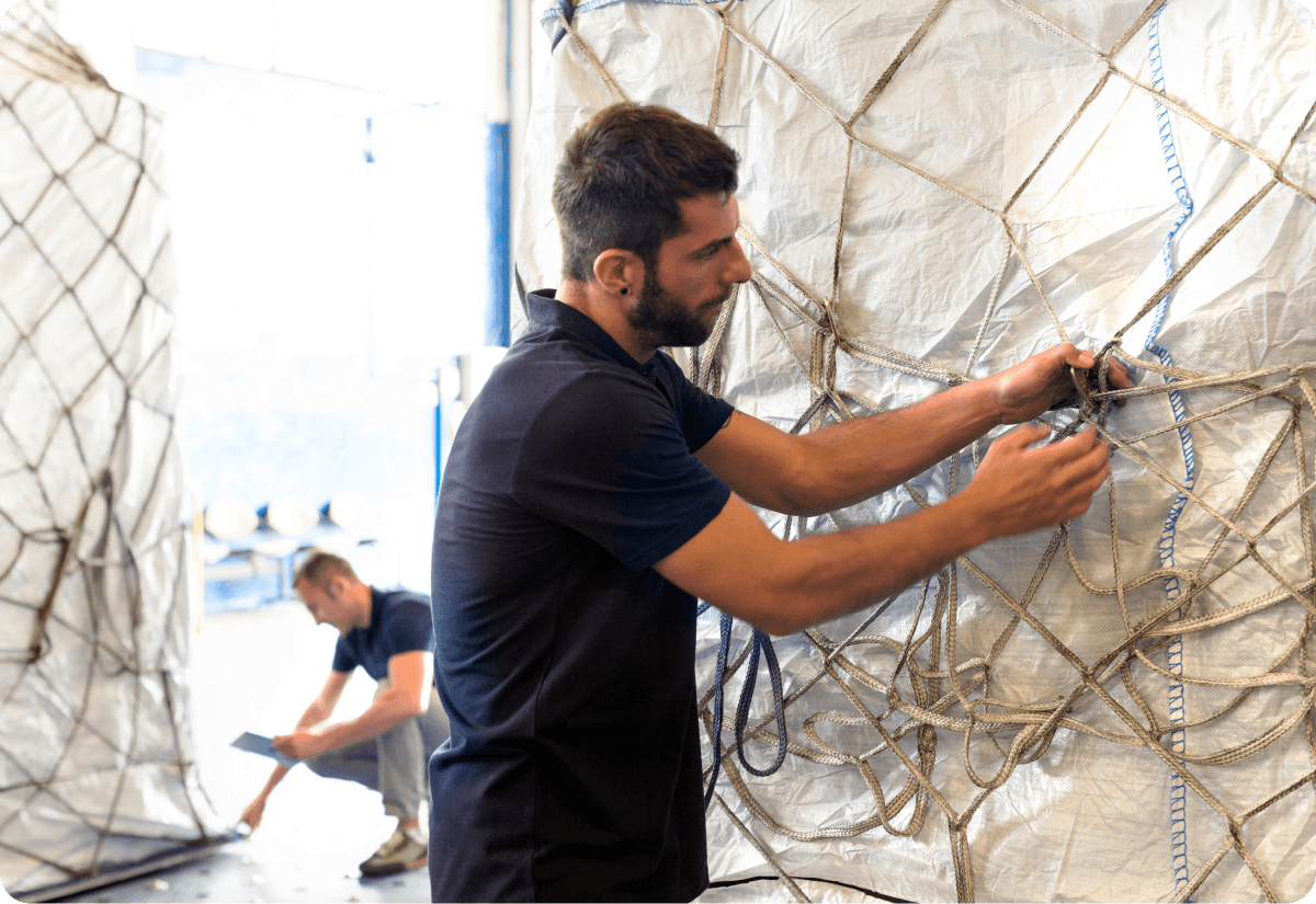 Learn more about how to calculate freight rates for your supply chain business today!